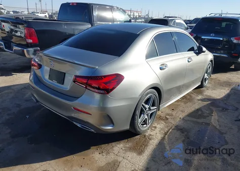 2019 Mercedes-Benz A 220 из США, поврежденный, VIN WDD3G4EB6KW033486